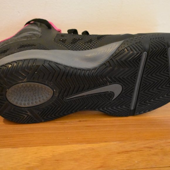Nike Kids Size 7 Hyperfuse 2013 Basketball shoes - Picture 7 of 7